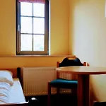Christliche Jugendbildungs- Und Begegnungsstatte Schloss *