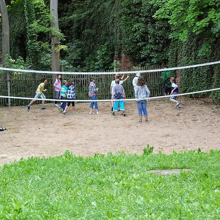 Christliche Jugendbildungs- Und Begegnungsstatte Schloss Hostel Mansfeld