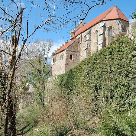 Christliche Jugendbildungs- Und Begegnungsstatte Schloss *