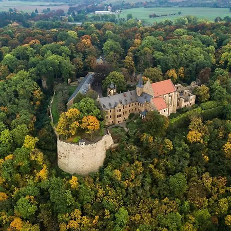 Christliche Jugendbildungs- Und Begegnungsstatte Schloss * Mansfeld