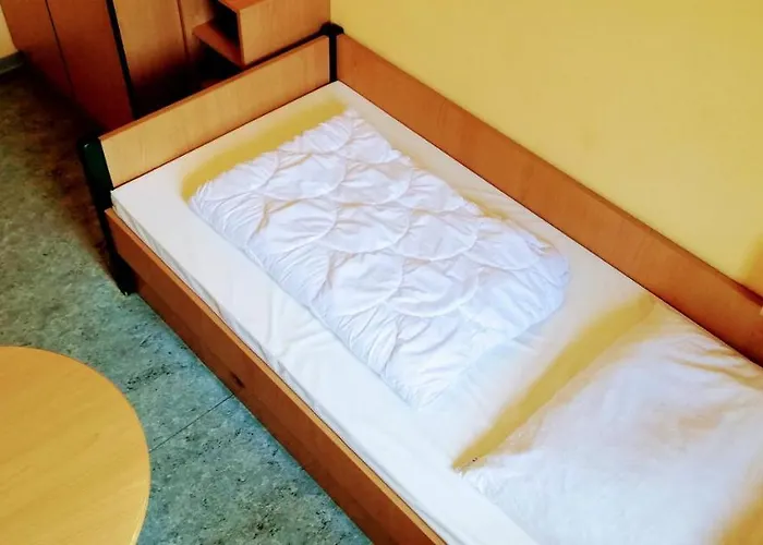 Christliche Jugendbildungs- Und Begegnungsstatte Schloss Mansfeld