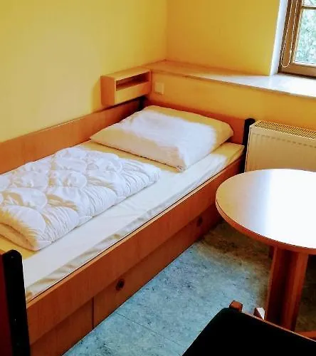 Christliche Jugendbildungs- Und Begegnungsstatte Schloss