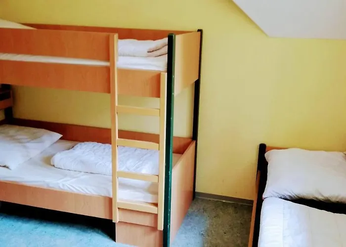 Christliche Jugendbildungs- Und Begegnungsstatte Schloss