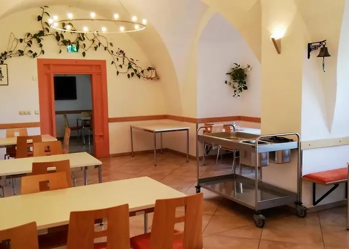 Christliche Jugendbildungs- Und Begegnungsstatte Schloss * Mansfeld