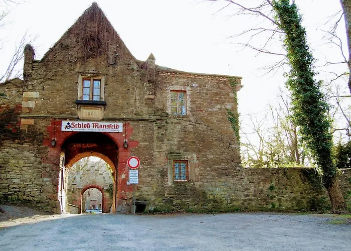 Christliche Jugendbildungs- Und Begegnungsstatte Schloss