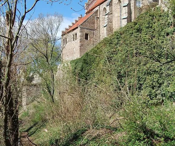 Christliche Jugendbildungs- Und Begegnungsstatte Schloss Mansfeld