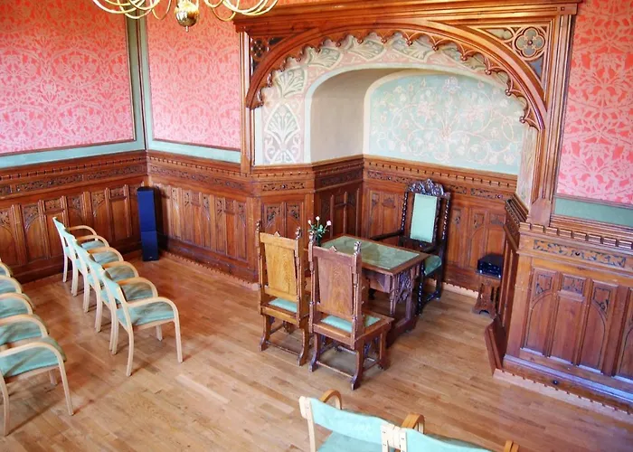 Hostel Christliche Jugendbildungs- Und Begegnungsstatte Schloss *